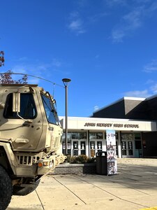 Members of the Illinois National Guard 178th Infantry participated in a USO care package event on October 28th with members of the USO and community members at Hershey Highschool in Arlington Heights, Illinois.