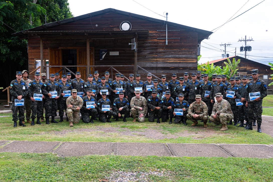 Joint Task Force-Bravo senior enlisted leaders highlighted to Fuerza Aérea Hondureña leaders the experiences & values that have assisted them in their careers as senior enlisted leaders.