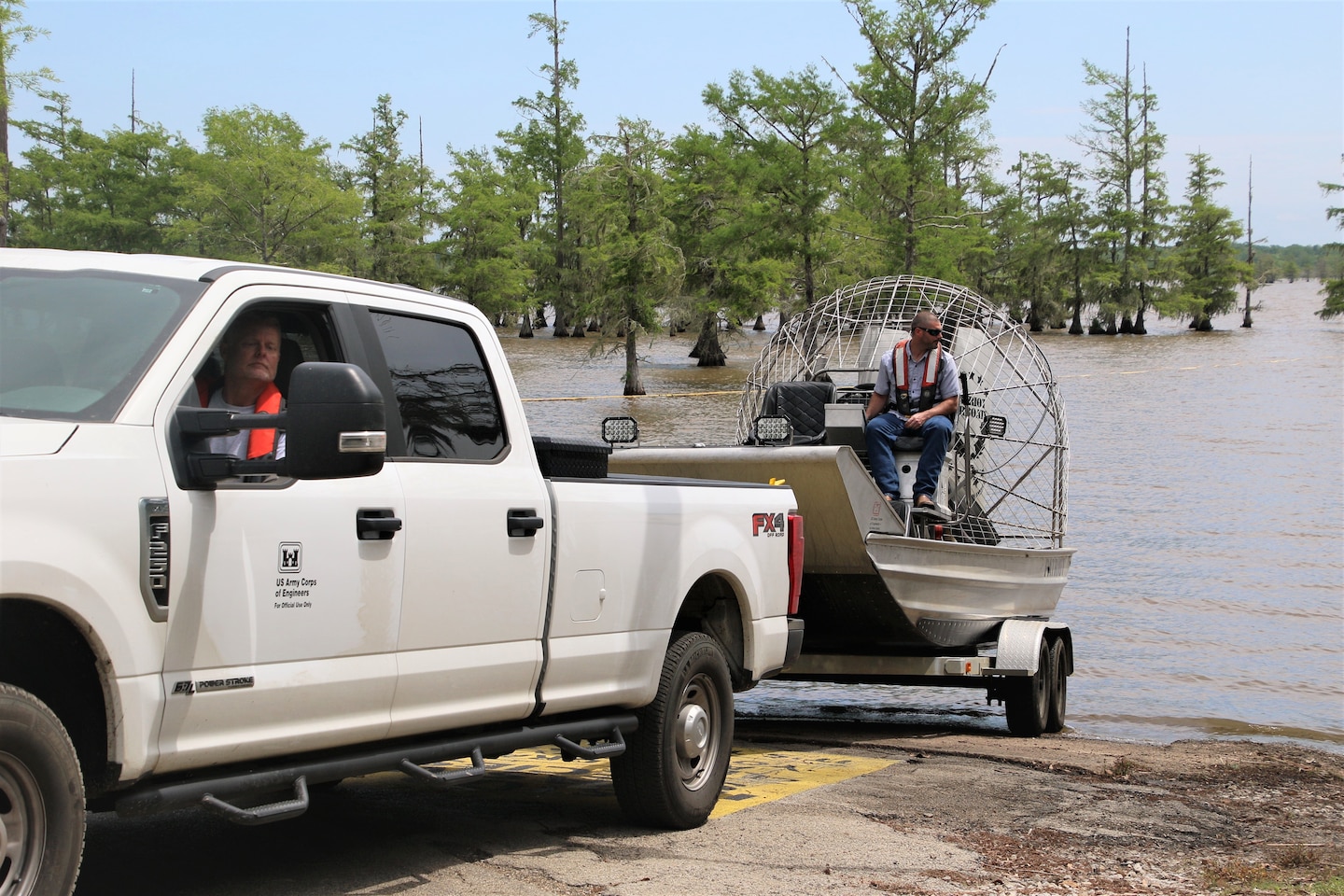 Airboat launching