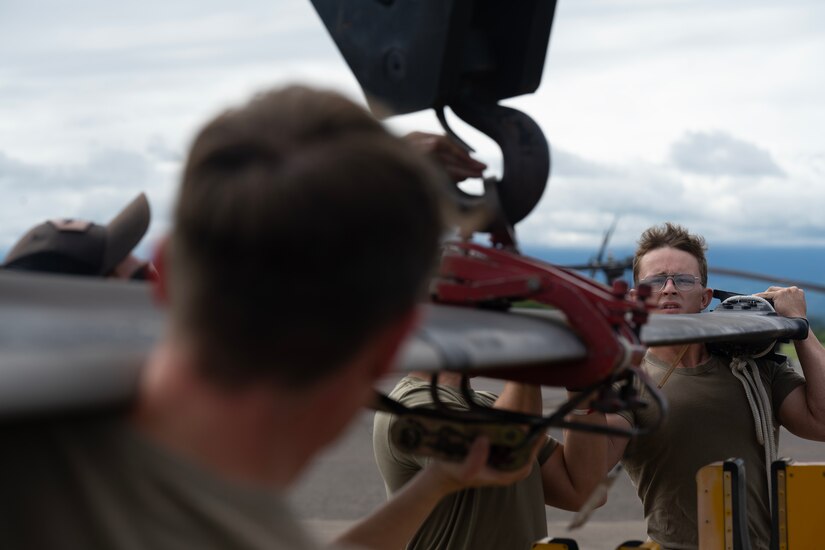 The training further built confidence between the maintainers and aviators supporting U.S. Southern Command, and highlights one of JTF-Bravo's means of aerial recovery of inoperative and lightly and heavily damaged helicopters using medium-lift and heavy-lift helicopters as the recovery vehicles.