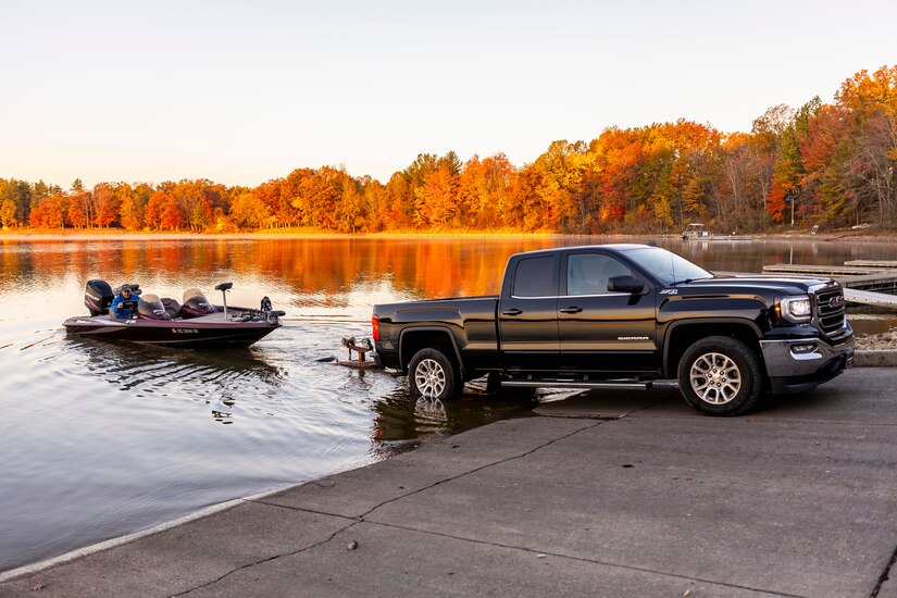 Beautiful sights of Shenango River Lake.