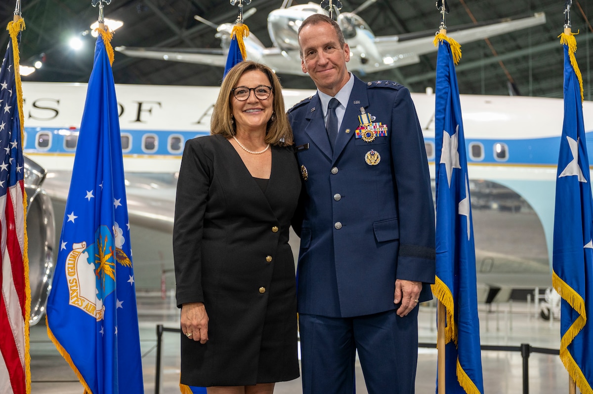 Lt. Gen. Shaun Q. Morris, Air Force Life Cycle Management Center commander, poses for a photo with his wife Jean during his retirement ceremony at the National Museum of the U.S. Air Force in Dayton, Ohio, Nov. 6, 2023.