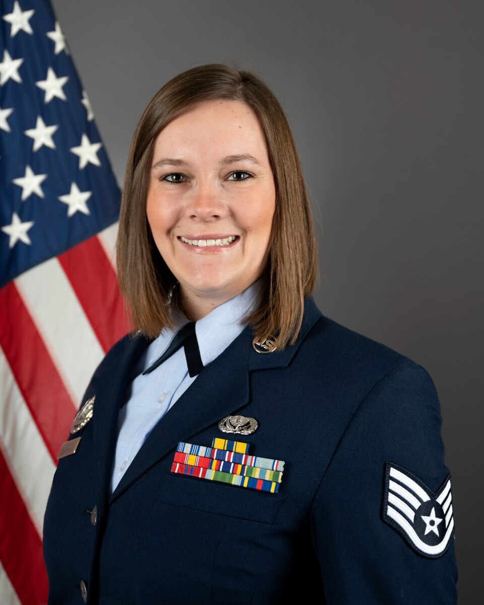 official portrait of TSgt Athena Mercer