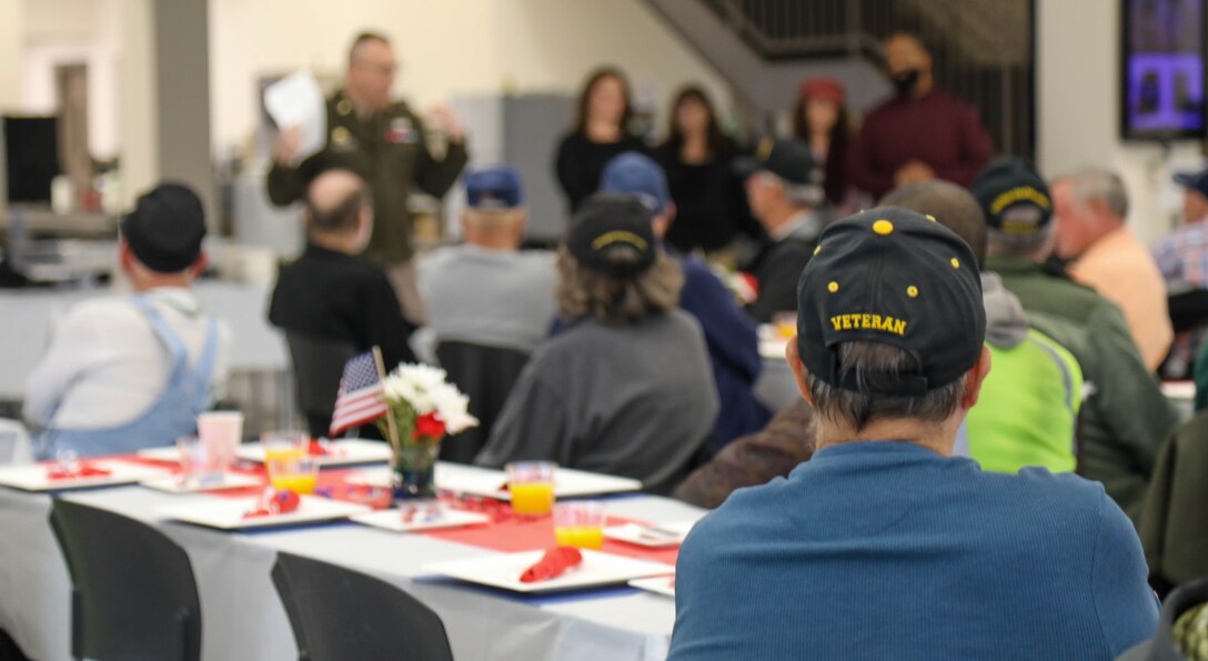 Army Reserve leader honors veterans