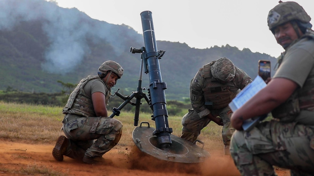 100th Battalion 442nd Infantry Regiment Soldiers Conduct MORTEP Certification Training in Hawaii