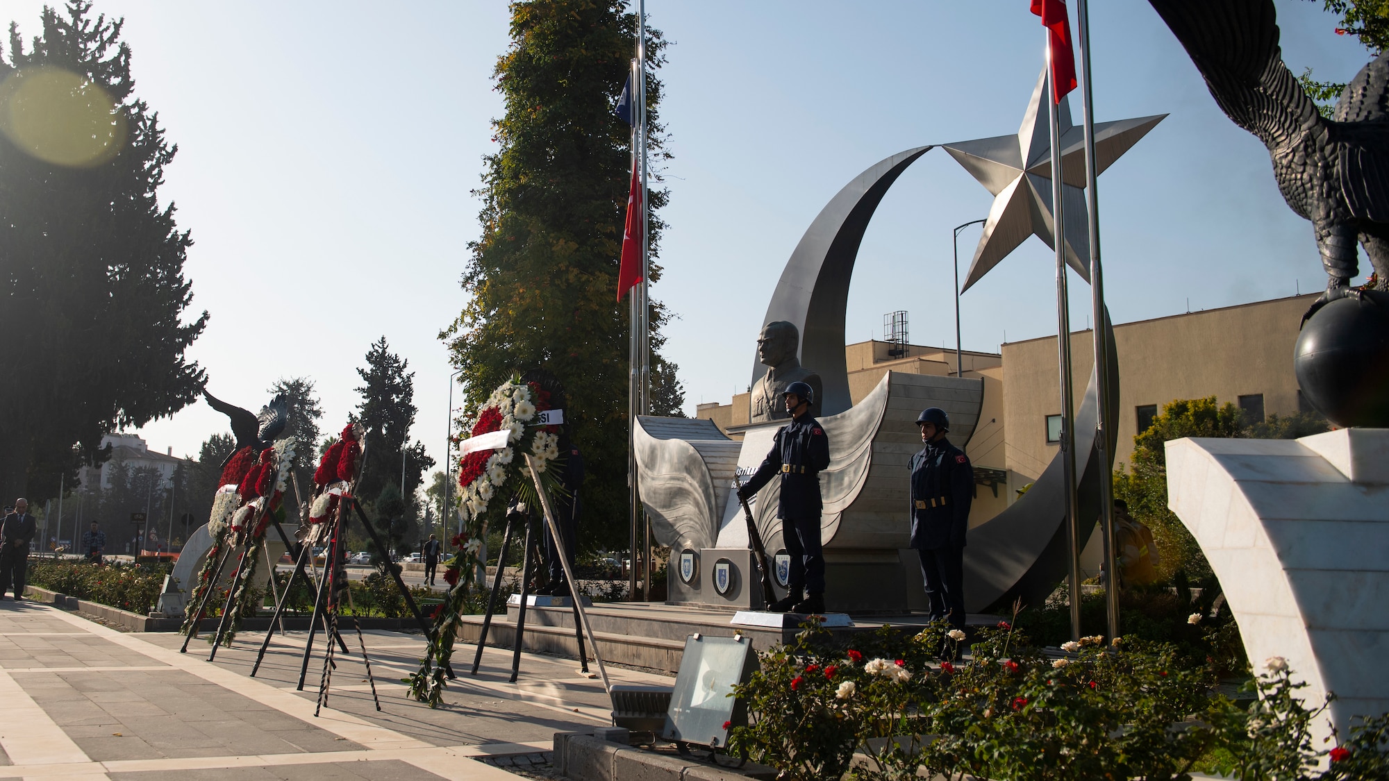 Military members attend Turkish leader memorial
