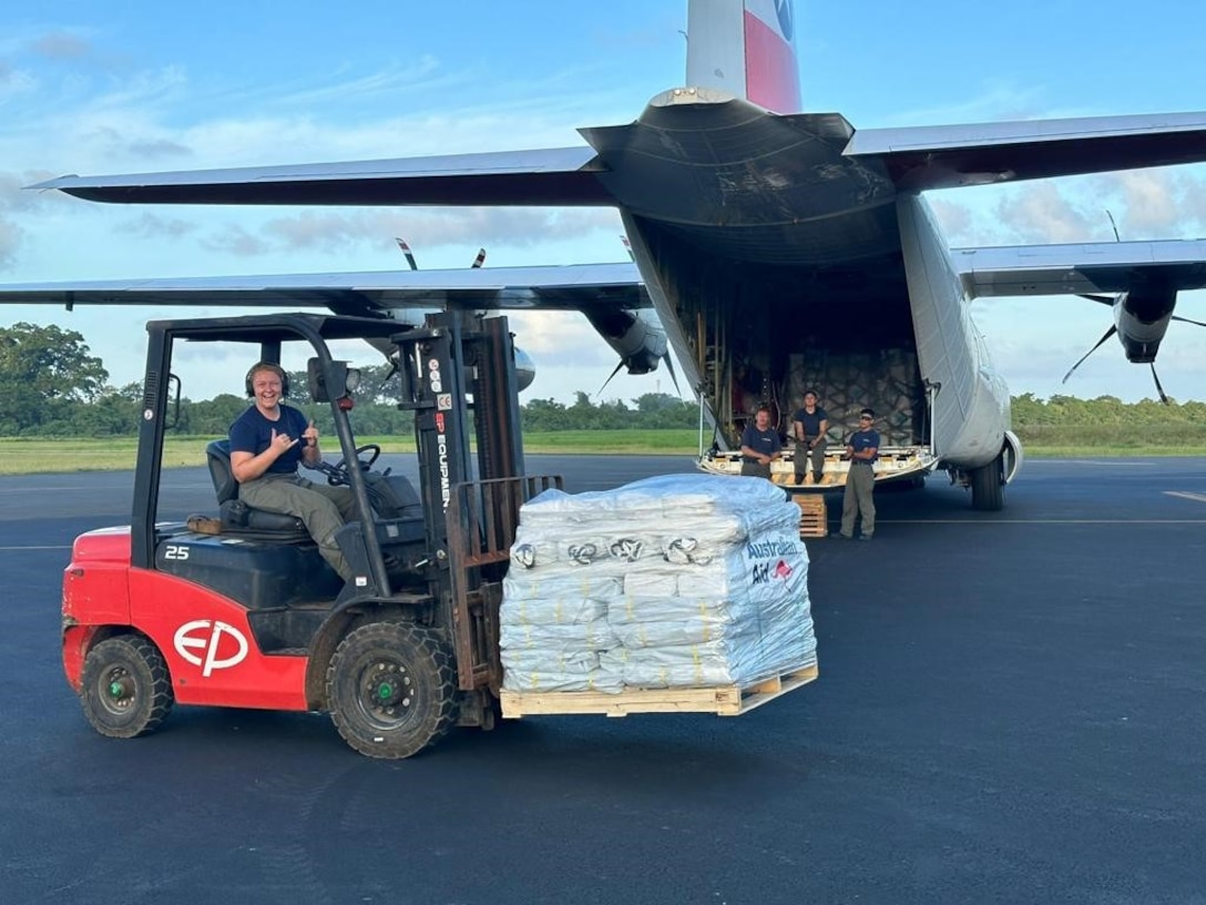 The mission’s objectives included conducting post-storm overflights, assessing the condition of ports and critical infrastructure affected by the cyclone, and providing relief supplies.