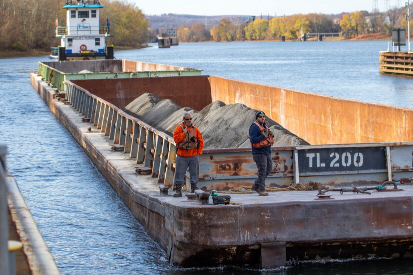 Brig. Gen. Mark Quander, the Great Lakes and Ohio River Division commander, visits locks and dams in the Pittsburgh District.