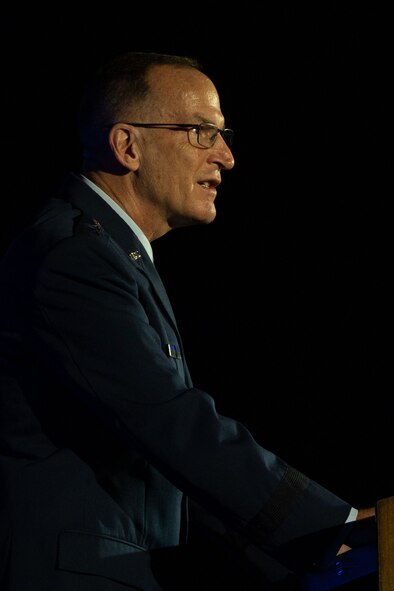 Photo of Lt Gen Joh Healy speaking at A/TA