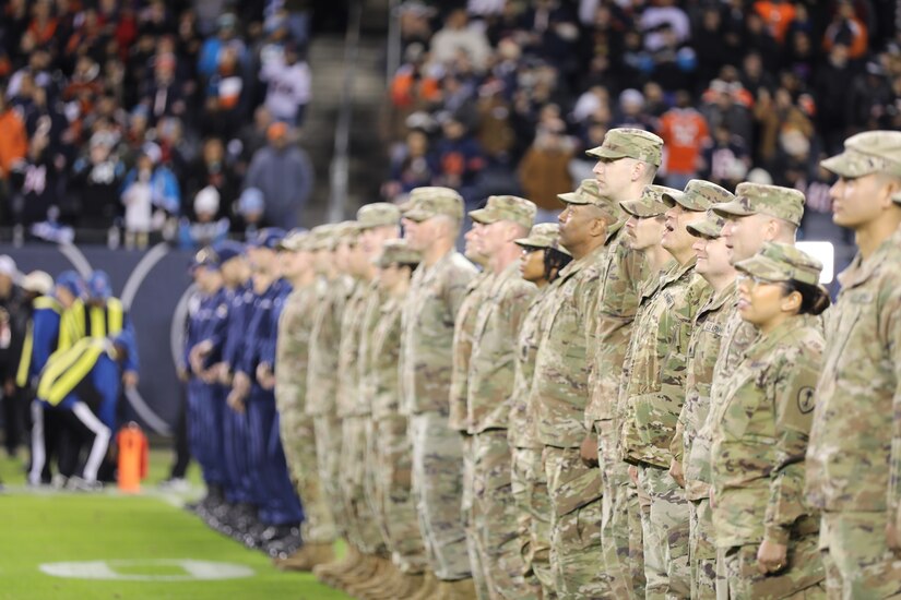 Soldiers Reenlist, Jump and Sing at the Chicago Bears Salute to Service Game