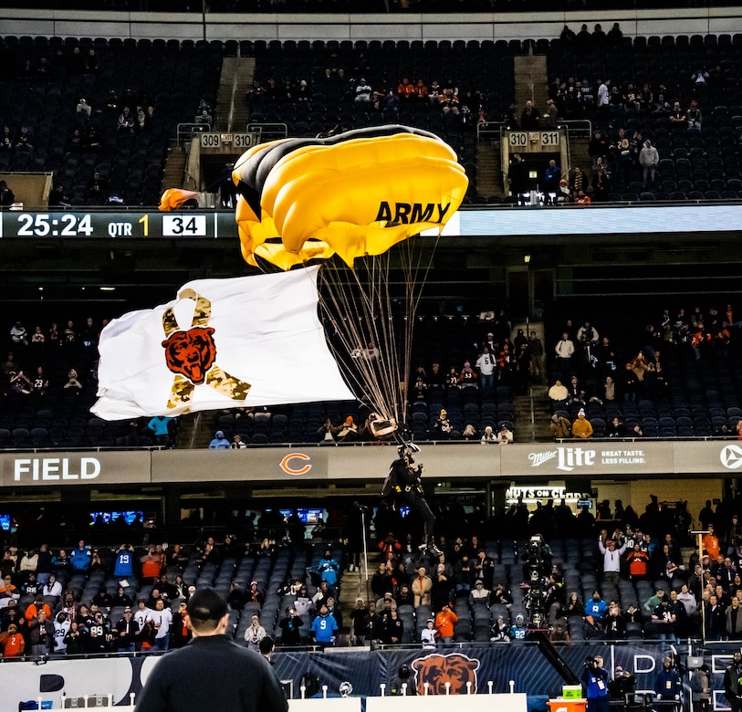 Soldiers Reenlist, Jump and Sing at the Chicago Bears Salute to Service Game