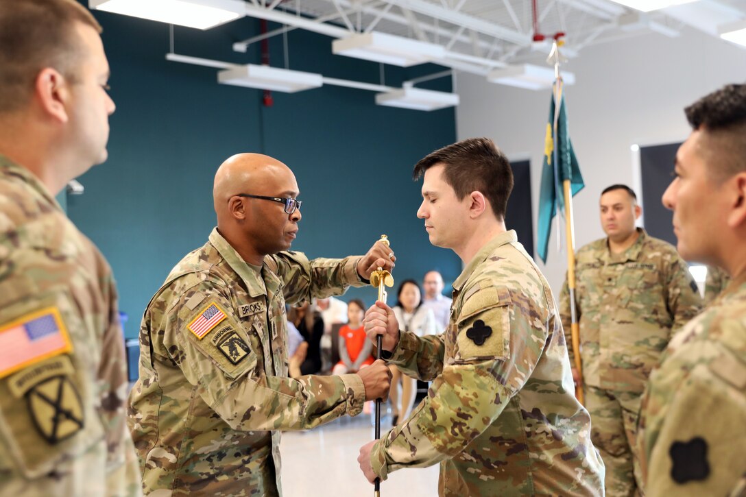 Change of Responsibility for the 318th Theater Public Affairs Support Element