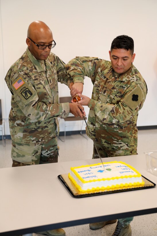 Change of Responsibility for the 318th Theater Public Affairs Support Element