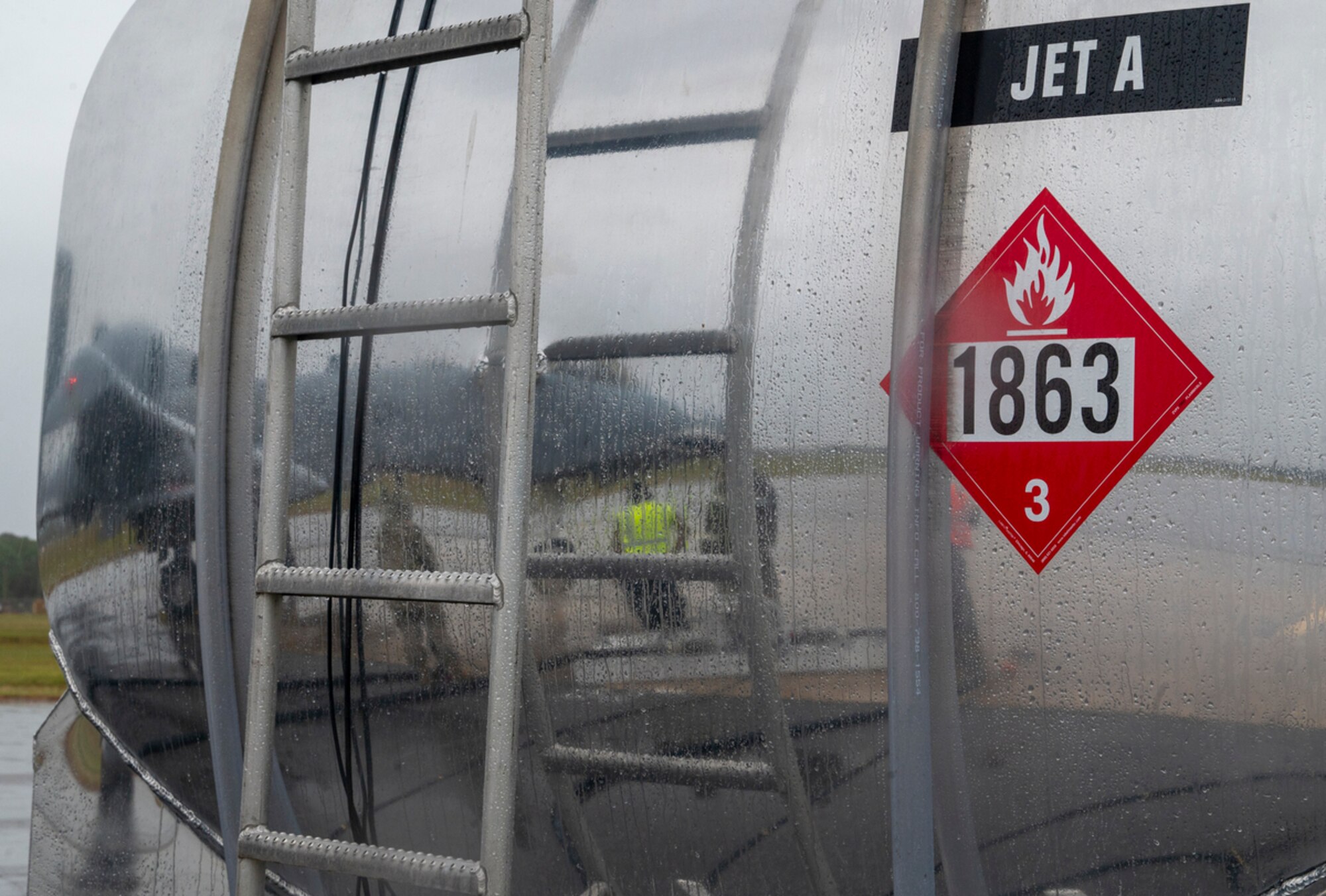 Fuel truck sits on the runway at Avon Park Air Force Range, Florida, Nov. 15, 2023. A full integrated combat turn can take up to three hours, but these rapid turns reduce the time to less 45 minutes from the jet landing to taking off again. (U.S. Air Force photo by Airman 1st Class Leonid Soubbotine)