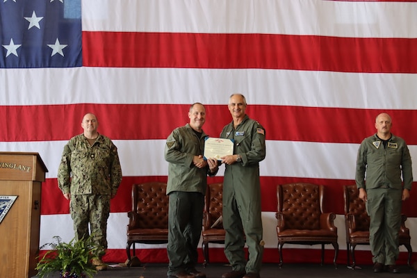 Helicopter Sea Combat Wing Atlantic (CHSCWL), stationed aboard Naval Station Norfolk, Virginia, held a change of command ceremony, Nov. 9, to mark a transition of command leadership.