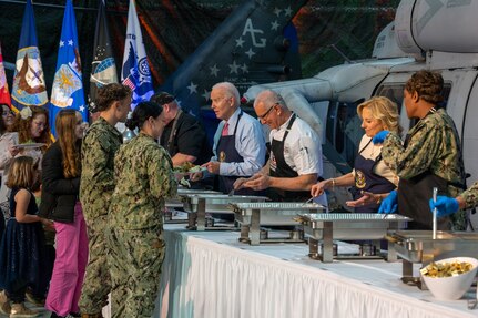 Presidential Friendsgiving visit