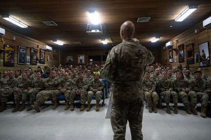 These All-Hands offered service members an opportunity to engage with senior leaders and address challenges and opportunitites they have faced while stationed in Honduras.