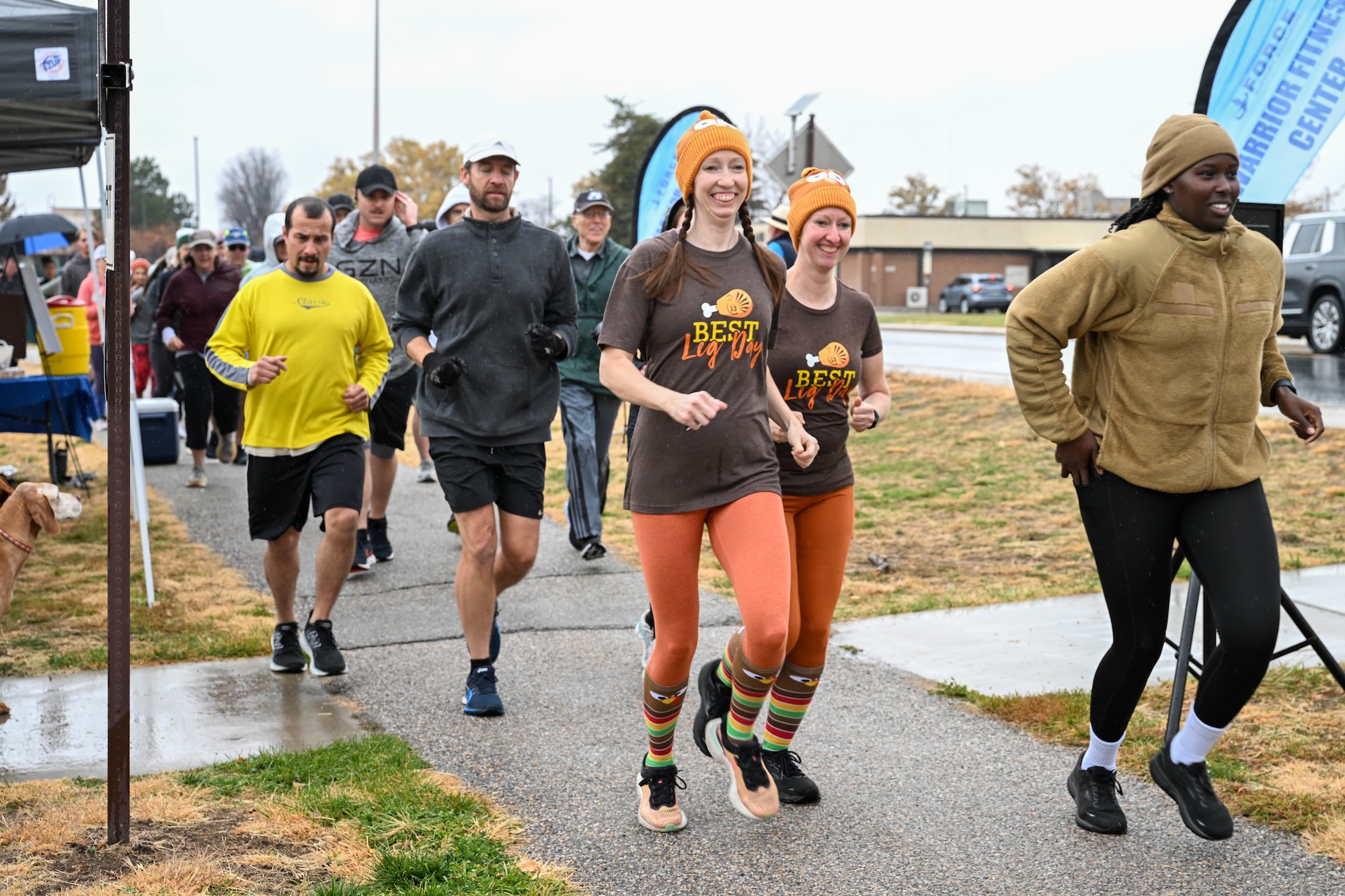 Runners and walkers during the Turkey Trot.