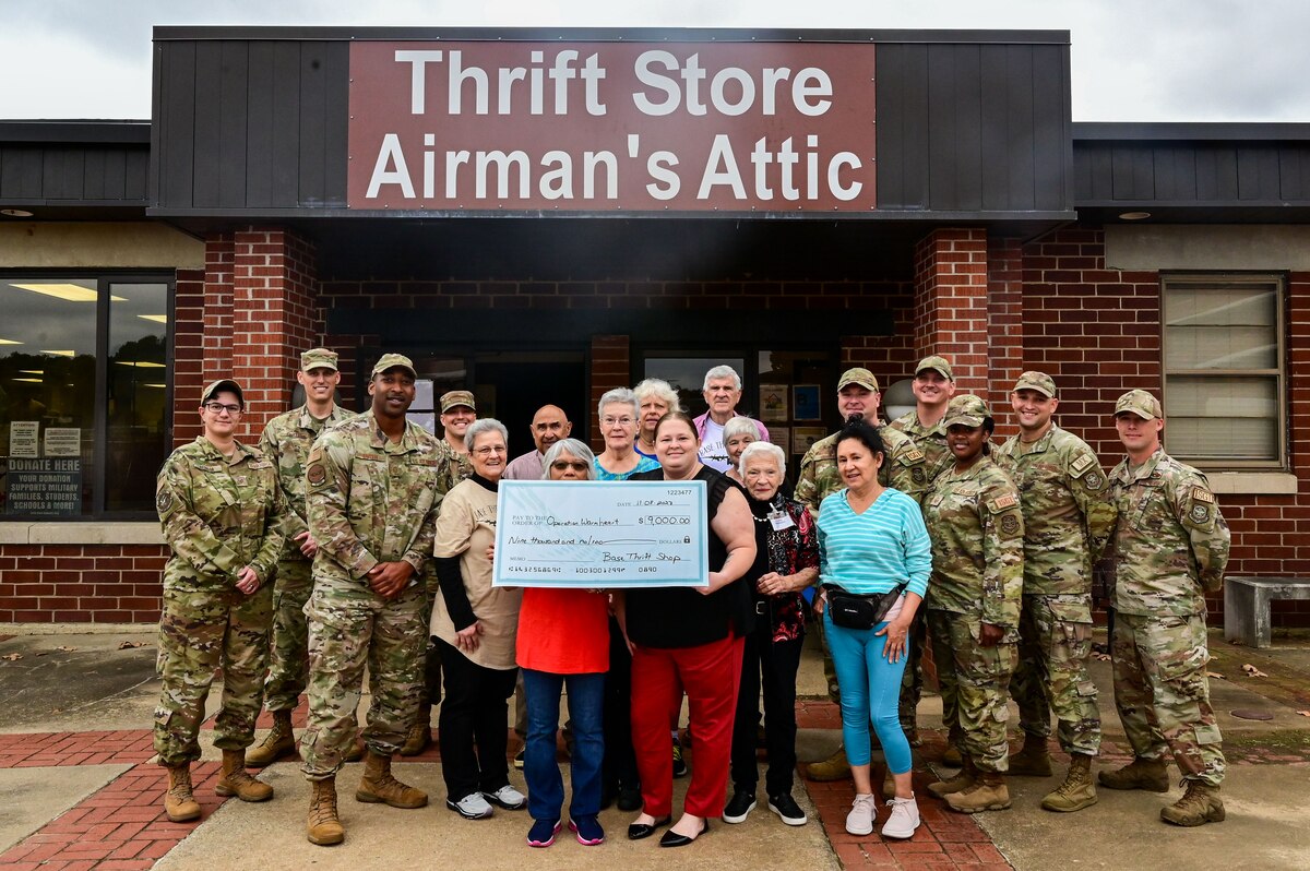 Base Thrift Store donates to Operation WarmHeart > Little Rock Air Force Base > Article Display