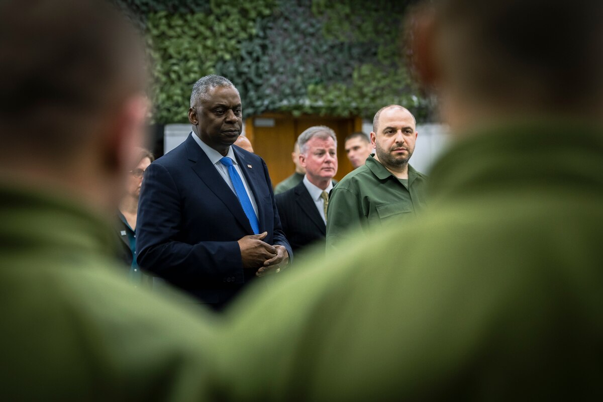 Secretary of Defense Lloyd J. Austin III and Ukrainian Minister of Defense Rustem Umerov address Ukrainian service members.