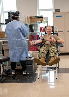 Staff and recruits at Recruit Training Command (RTC) donate blood as part of the Armed Services Blood Program (ASBP) Nov. 15.  More than 40,000 recruits train annually at the Navy’s only boot camp. (U.S. Navy photo by Mass Communication Specialist 2nd Class Stuart Posada)