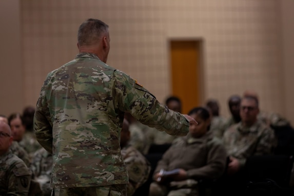 USARC CSM visits 377th TSC Senior NCOs at Fort Devens