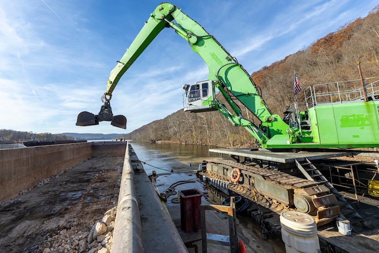 The Pittsburgh District contracted the work to install 73 fish reefs between Monongahela River miles 21.3 and 33.5 from Victory Hills to Clairton, Pennsylvania.