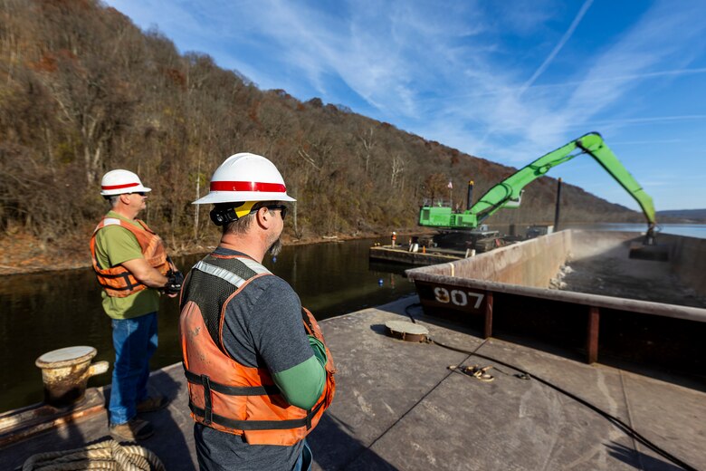 The Pittsburgh District contracted the work to install 73 fish reefs between Monongahela River miles 21.3 and 33.5 from Victory Hills to Clairton, Pennsylvania.