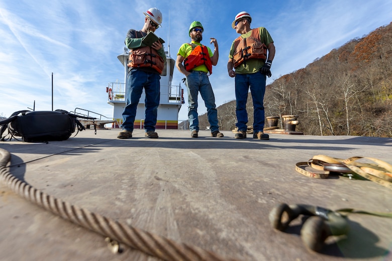 The Pittsburgh District contracted the work to install 73 fish reefs between Monongahela River miles 21.3 and 33.5 from Victory Hills to Clairton, Pennsylvania.