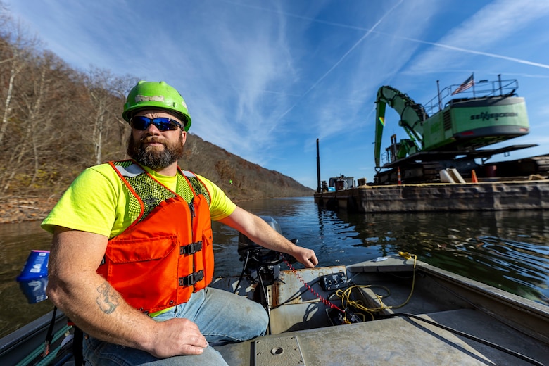 The Pittsburgh District contracted the work to install 73 fish reefs between Monongahela River miles 21.3 and 33.5 from Victory Hills to Clairton, Pennsylvania.