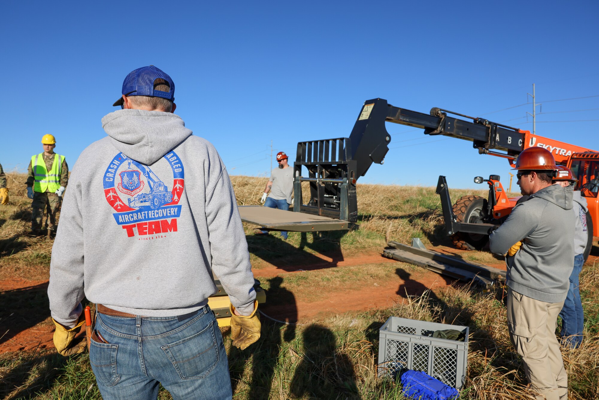 Members from the 552nd Maintenance Group, the 507th Maintenance Group and the 569th Aircraft Maintenance Squadron begin CDDAR exercise.