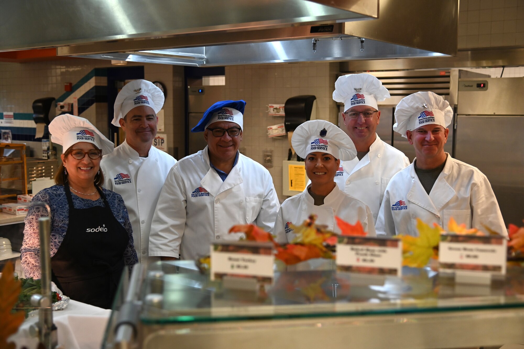 vandneberg leadership serves thanksgiving meals to airmen and guardians