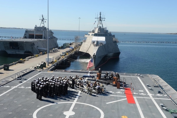 USS Santa Barbara (LCS 32) Blue Crew Conducts Change of Command Ceremony