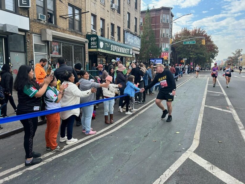 353rd CACOM supports New York City Marathon