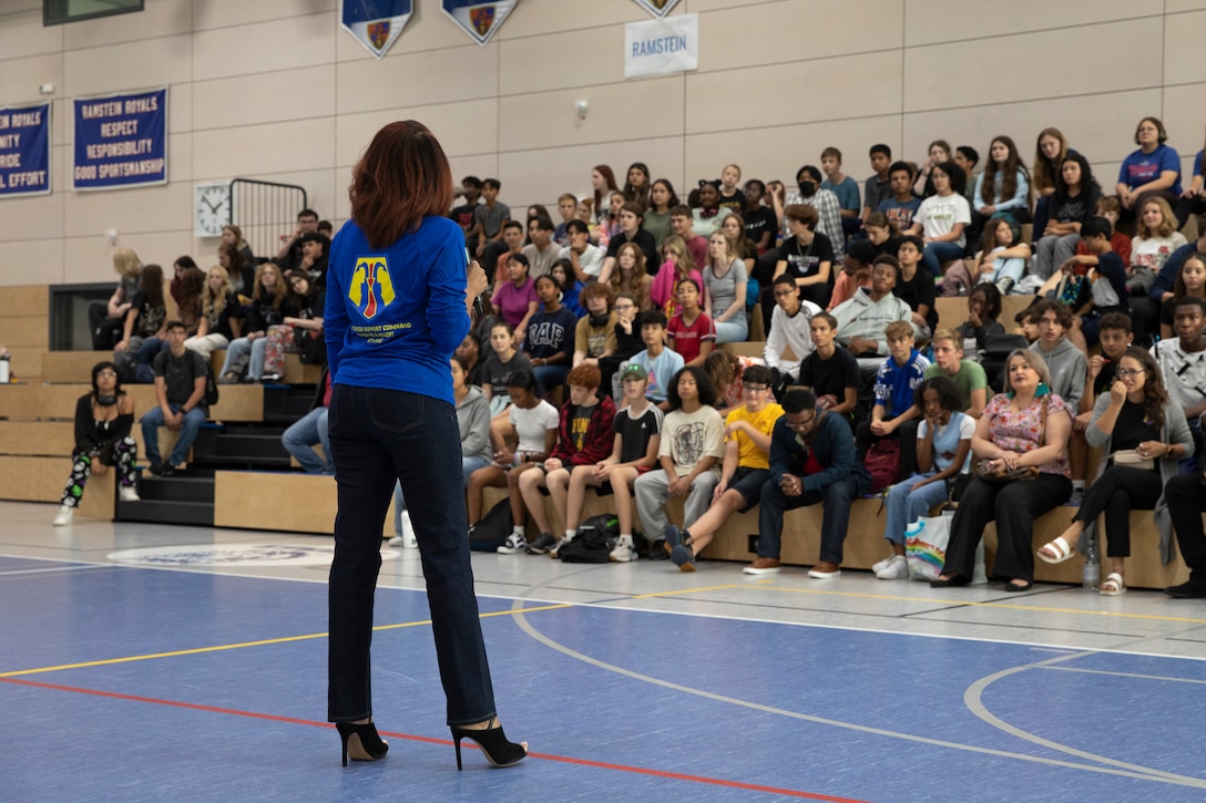 7th MSC Highlights Suicide Prevention Month at Ramstein High School