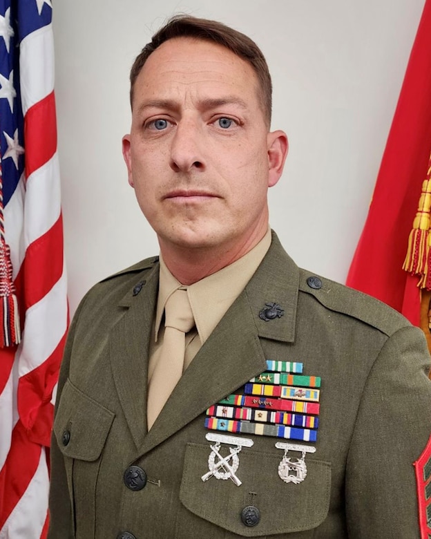 Inspector-Instructor Unit Senior Enlisted Leader > U.S. Marine Corps Forces  Reserve > Biography
