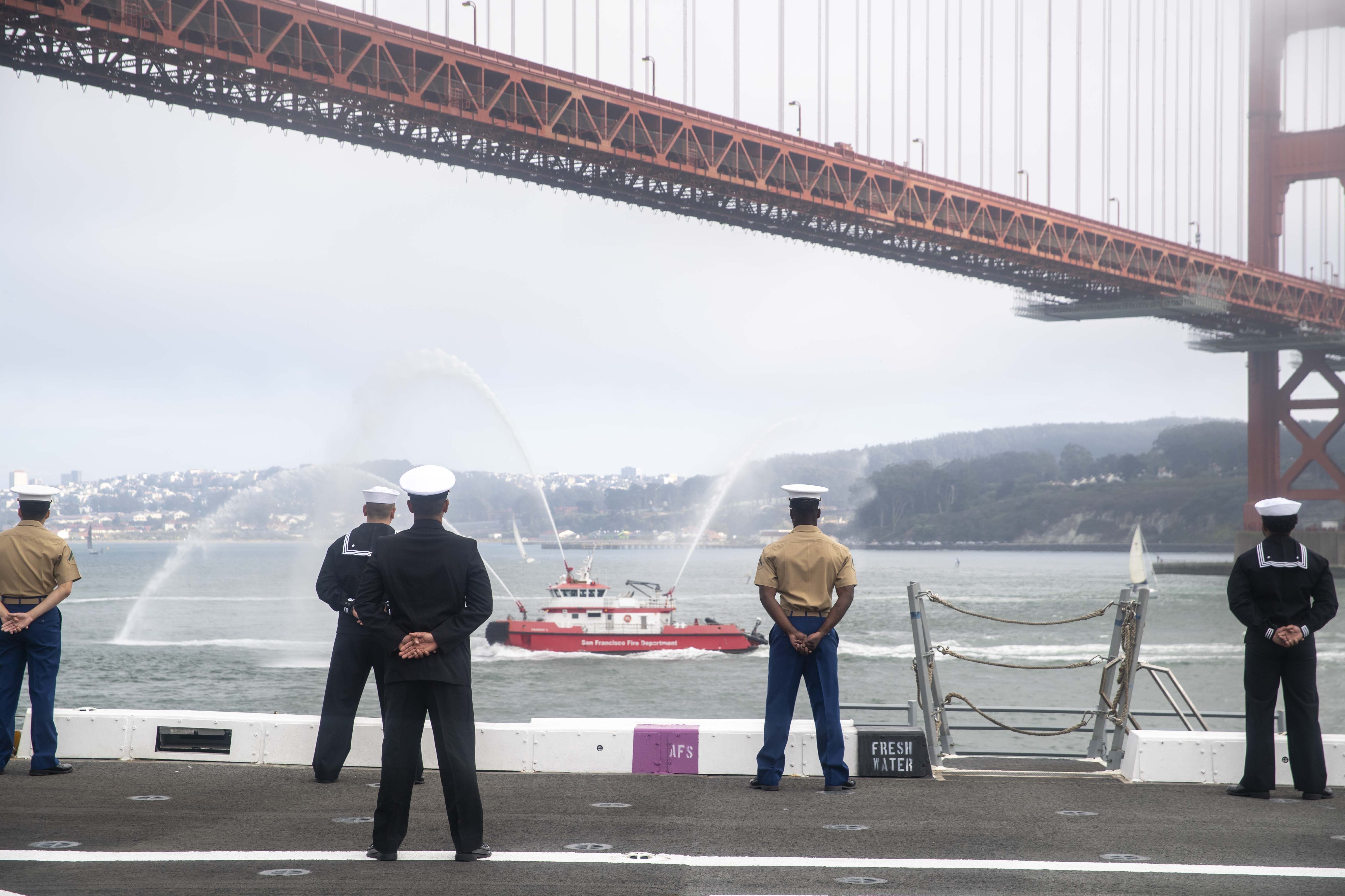 U.S. Ships to participate in San Francisco Fleet Week > Commander, Navy