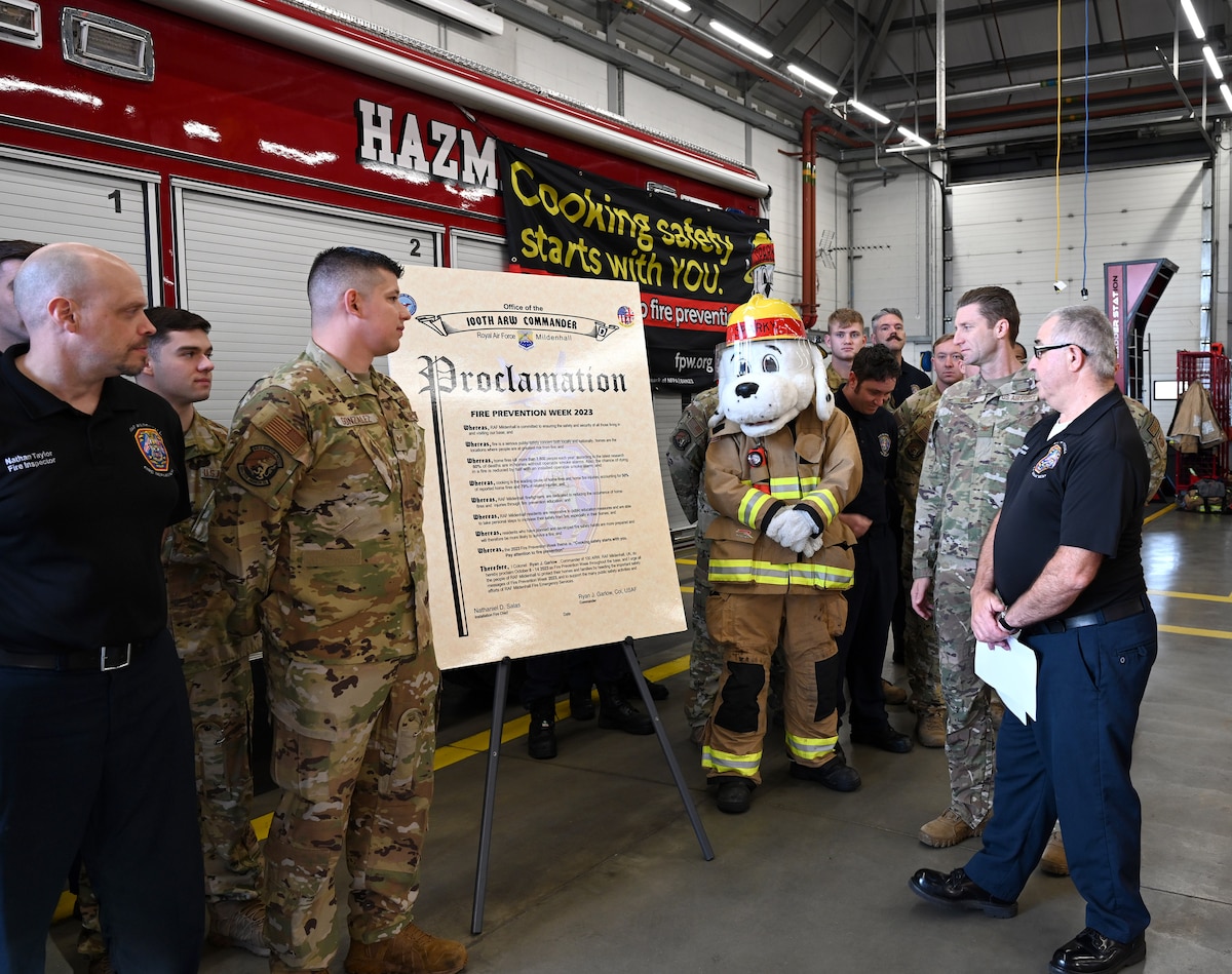Proclamation signing kicks off Fire Prevention Week 2023 > Royal Air