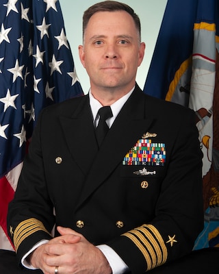 230724-N-N0443-0002 New London, Ct. (Jul 24, 2023) Official portrait of Capt. Matthew D. Fanning. (U.S. Navy photo)