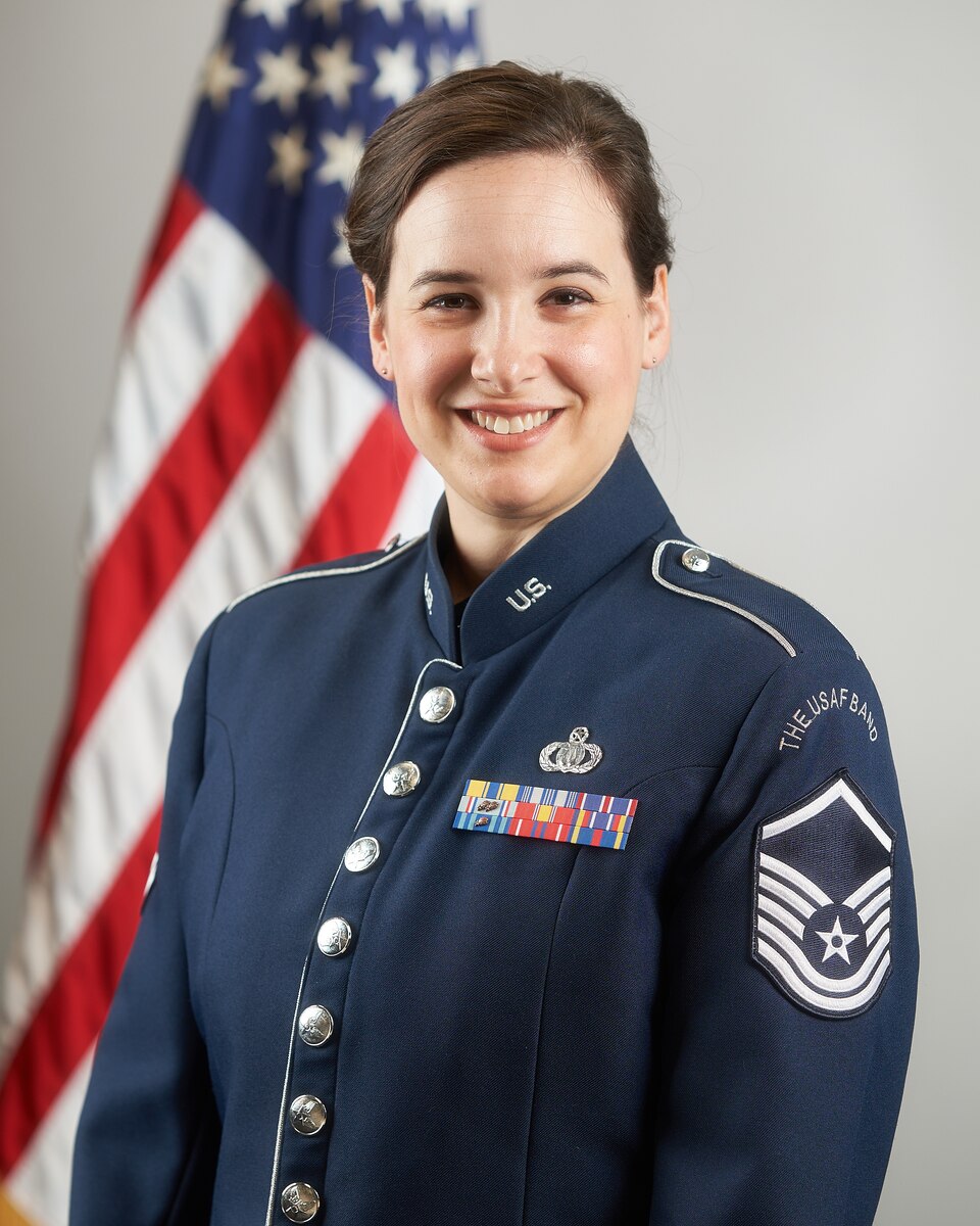 Emily Foster Bio Photo