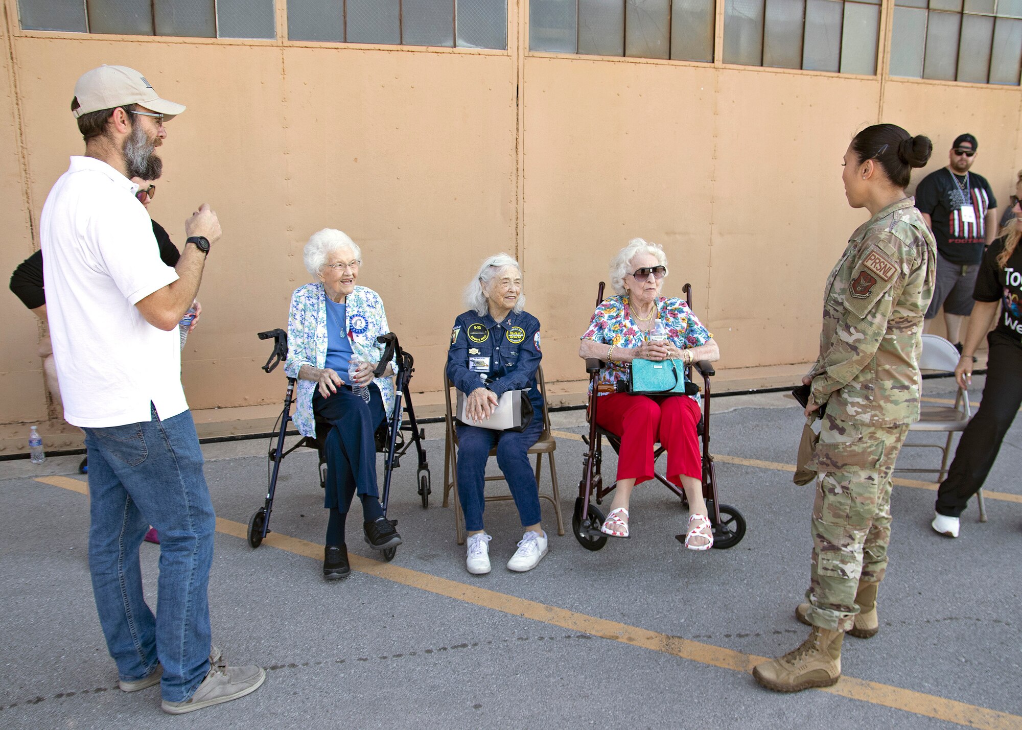 340th FTG, 39th FTS honor remaining 57th BW WWII vets