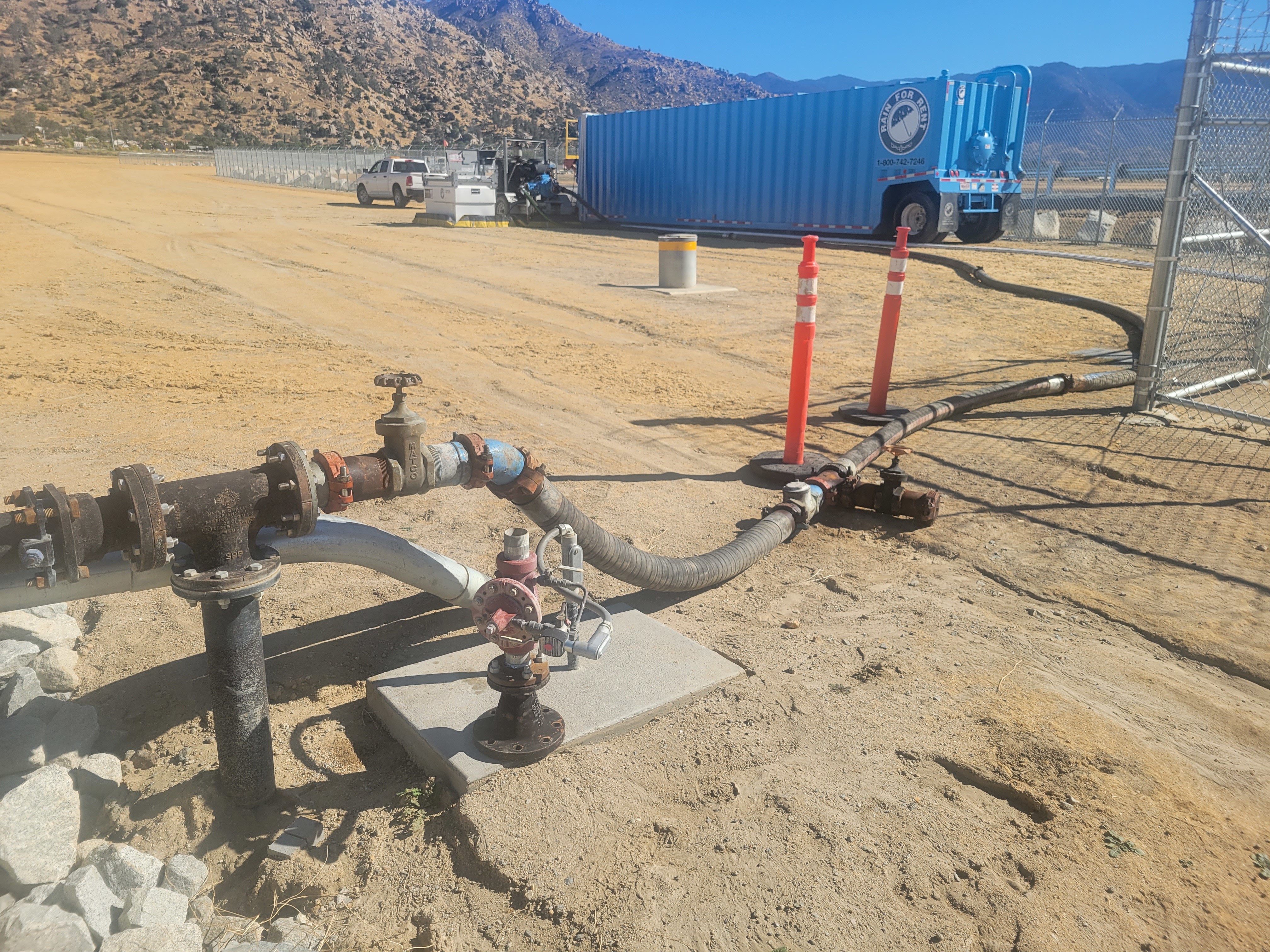 USACE installs temporary pumps to alleviate seepage at Isabella 