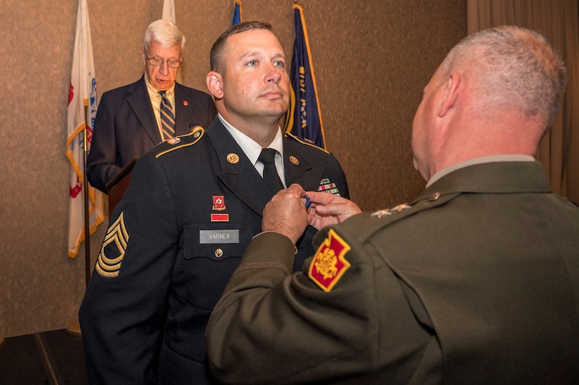 Master Sgt. Anthony Varner of the 213th Regional Support Group receives the prestigious Maj. Octavius V. Catto Medal at a ceremony Oct. 7 at the Union League of Philadelphia. (Pennsylvania National Guard photo by Staff Sgt. Wilfredo Acosta Jr.)
