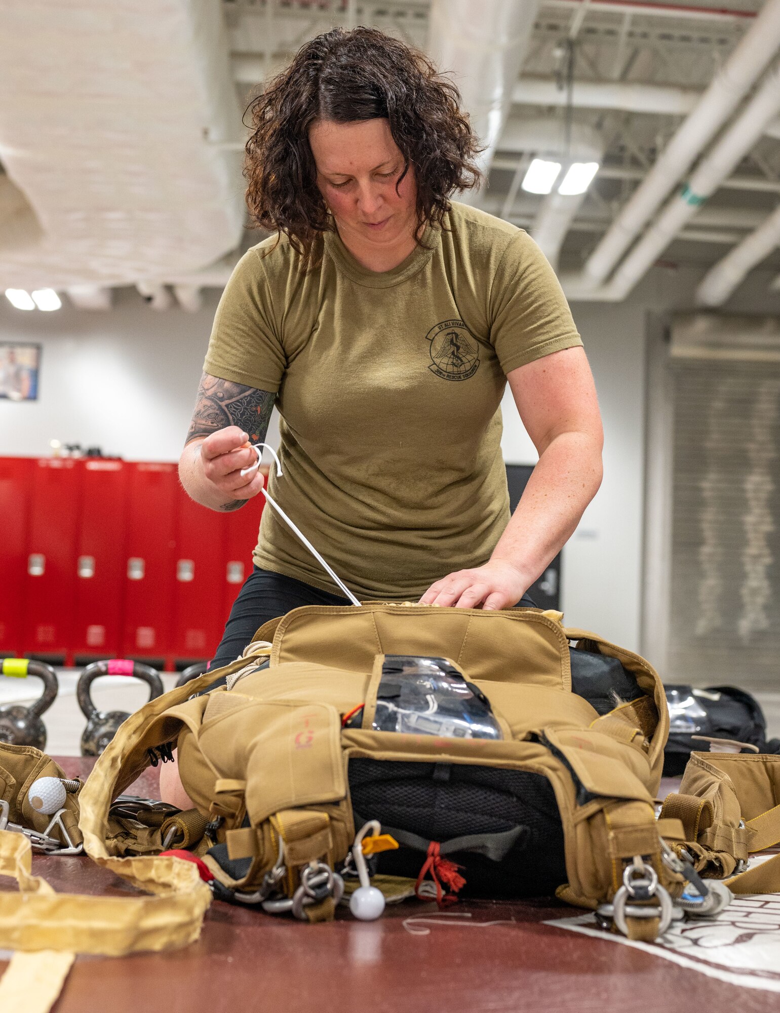 Rescue AFE Airmen become airborne qualified