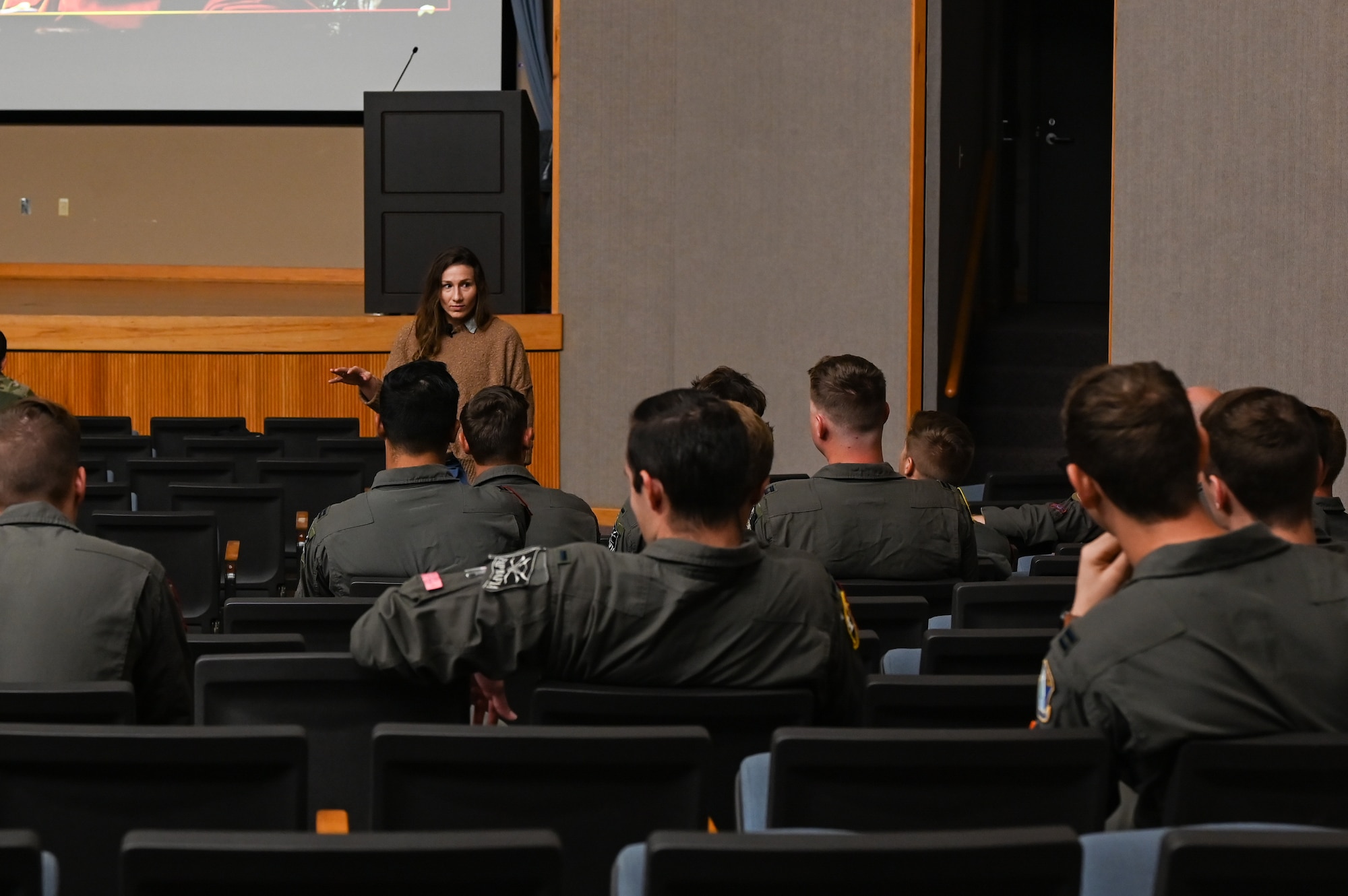 The Warrior's Edge program utilizes 16 principles of mindset, which help individuals create habit patterns and practical ways to train their minds. (U.S. Air Force photo by Airman 1st Class Keira Rossman)
