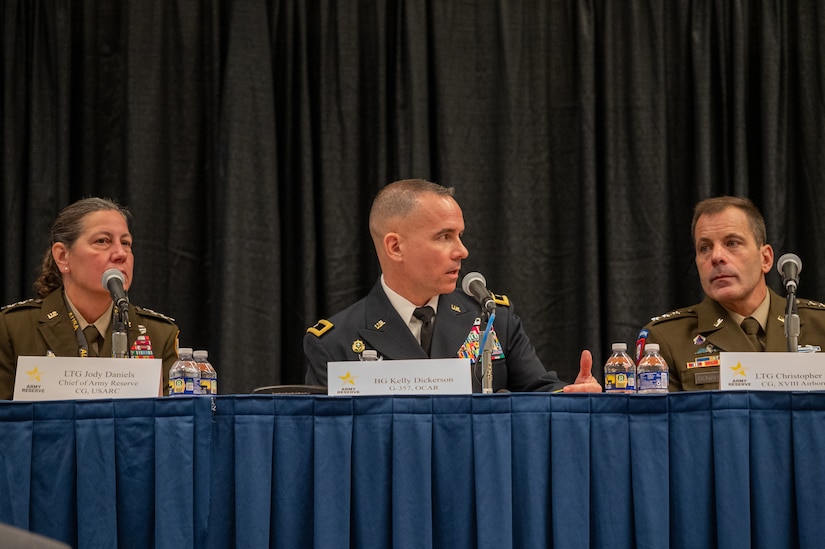 Chief of Army Reserve Seminar at AUSA