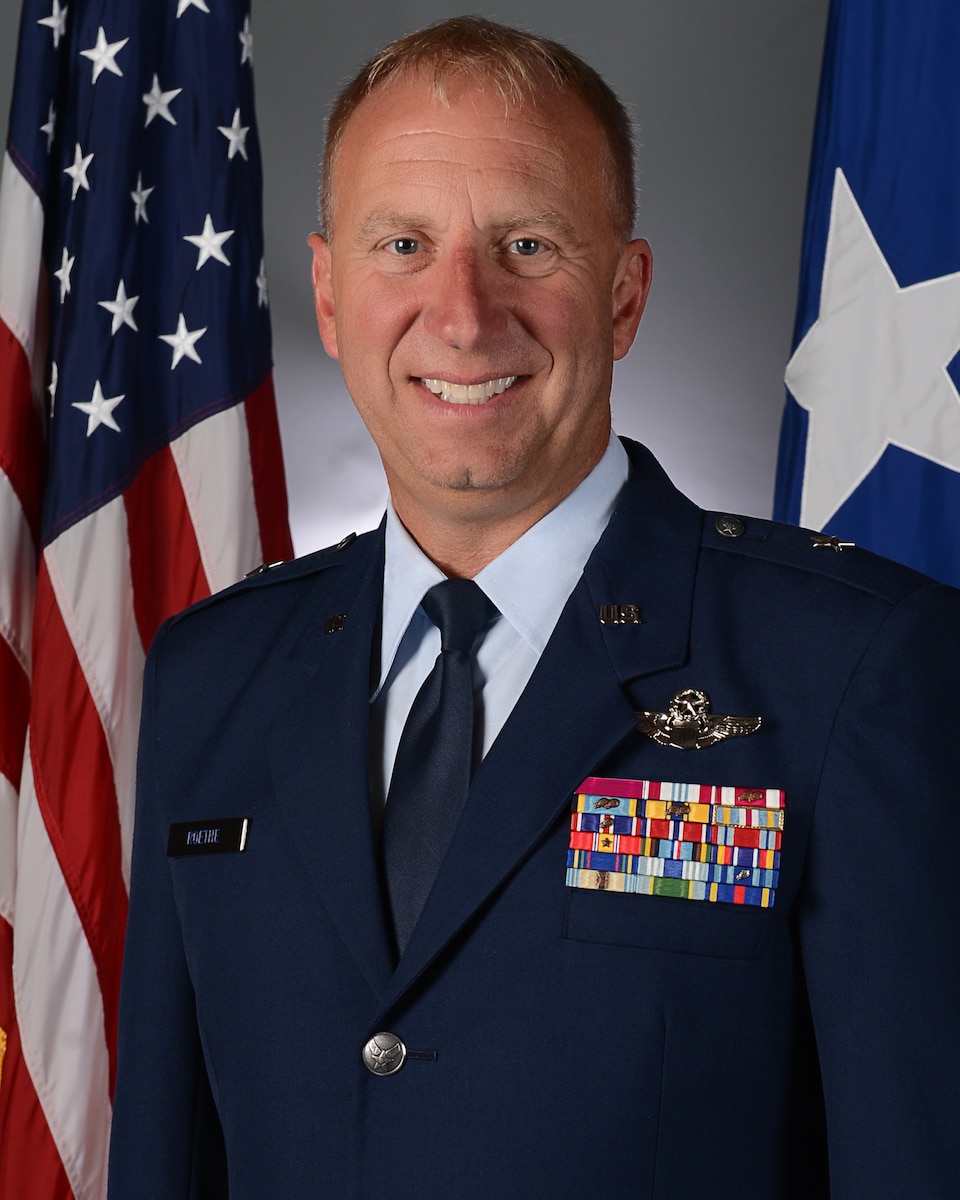 This is the official portrait of Brig. Gen. Kevin J. Roethe.
