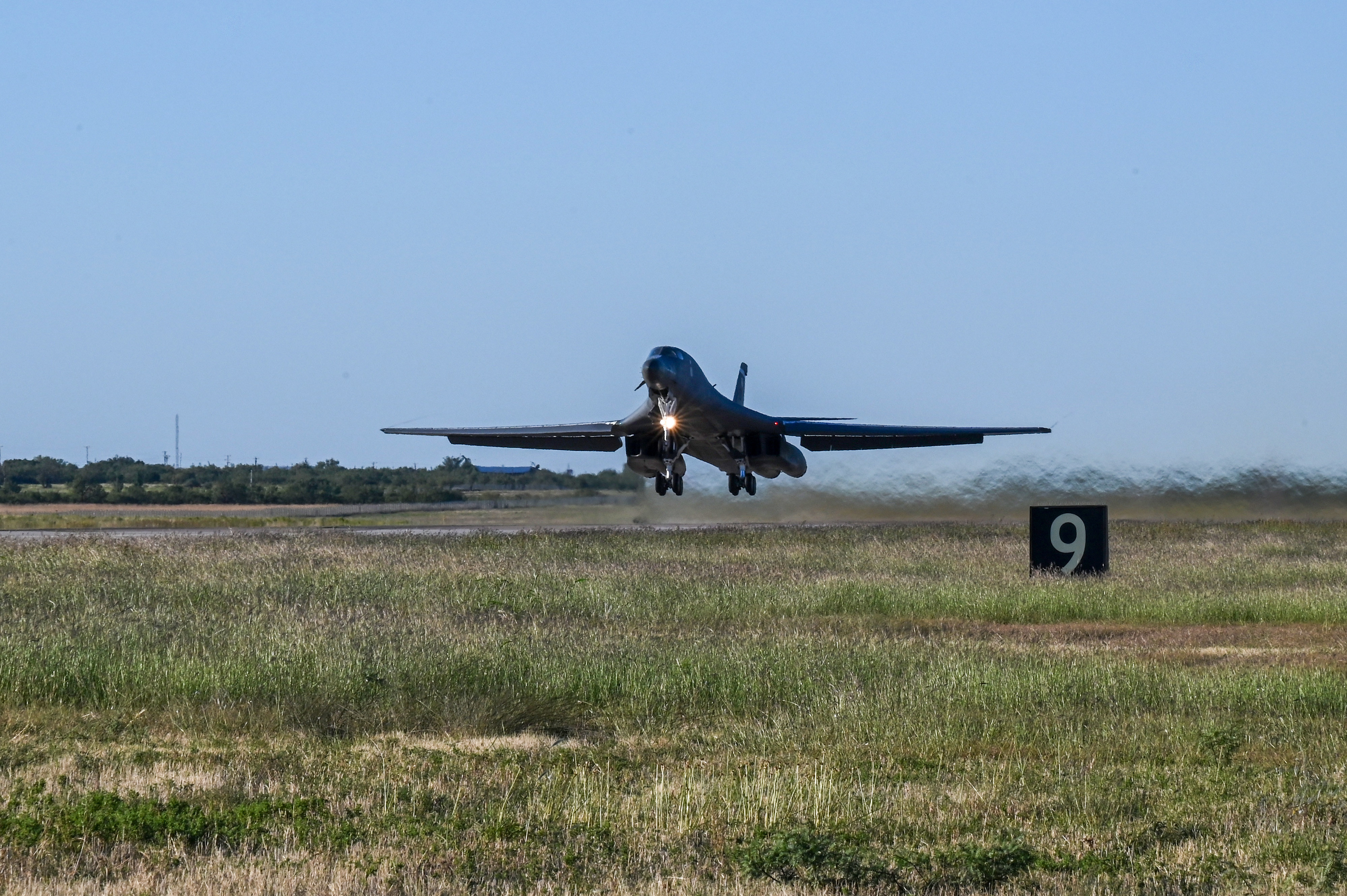 U.S. B-1B Lancers arrive in the UK for BTF 24-1 > Dyess Air