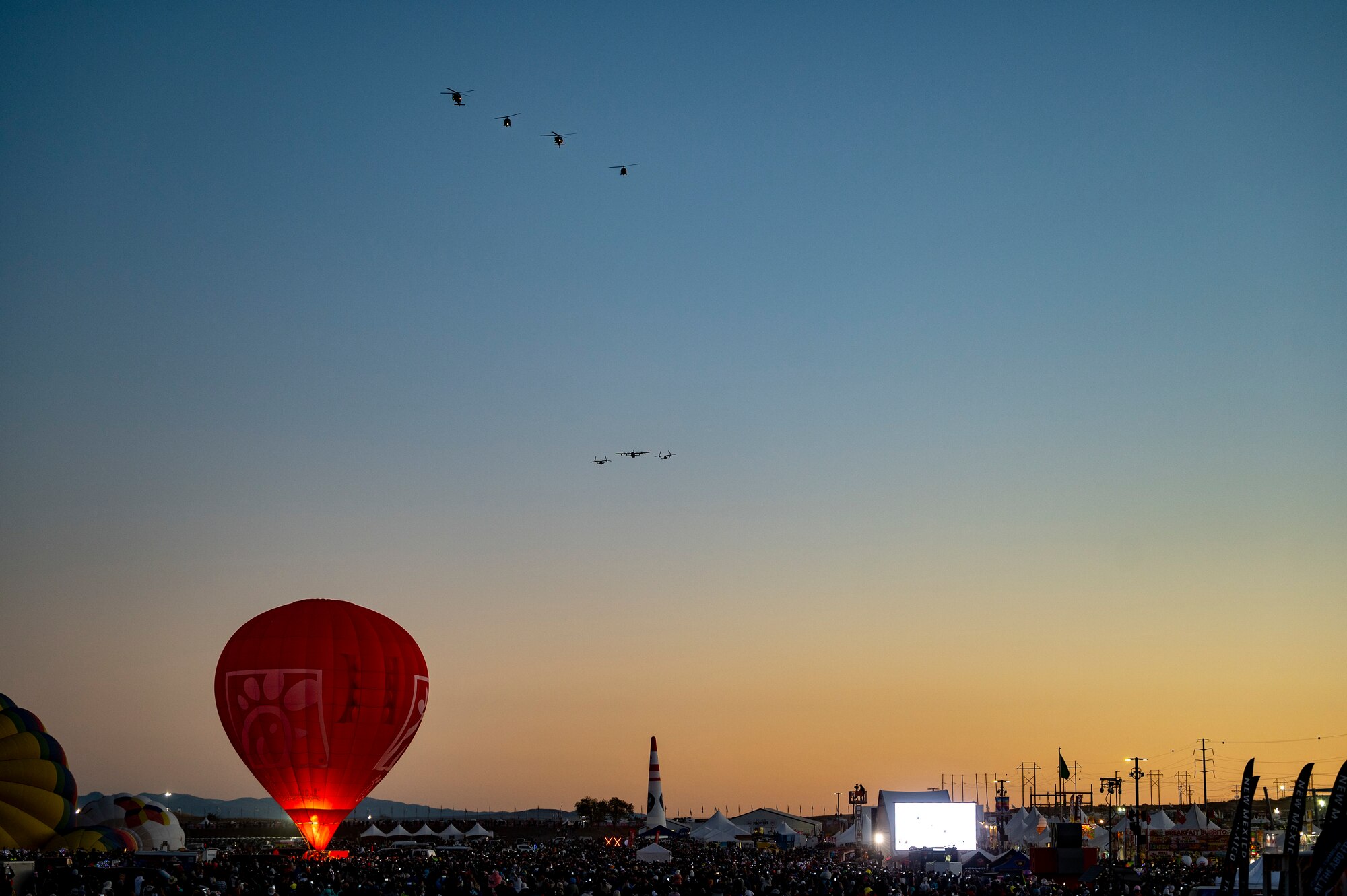 Aircraft flyover Balloon Fiesta