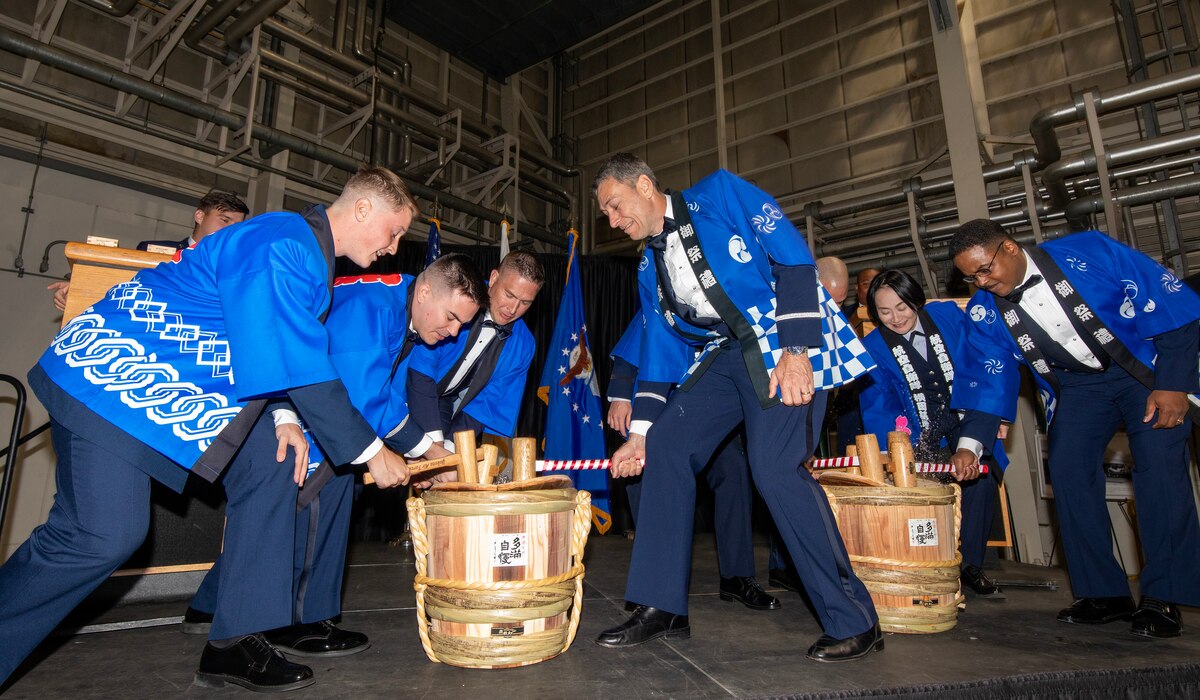 最も優遇の hosts Yokota Team 76th Base Air Yokota > Ball Force Air その他